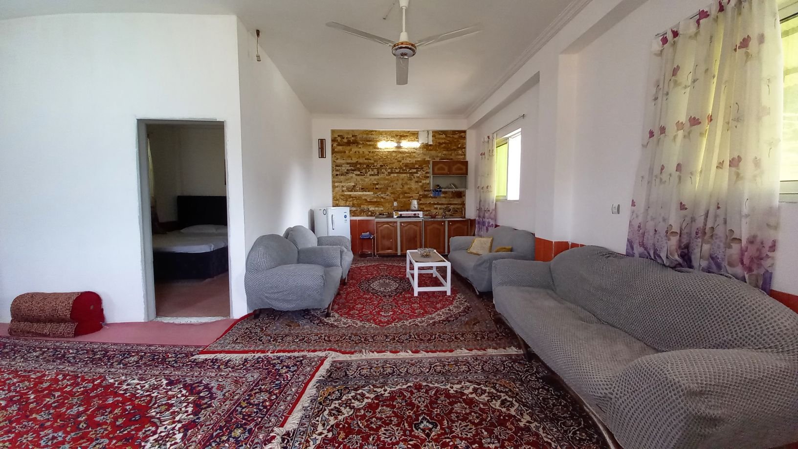 یک خوابه جنگلی بید مجنون