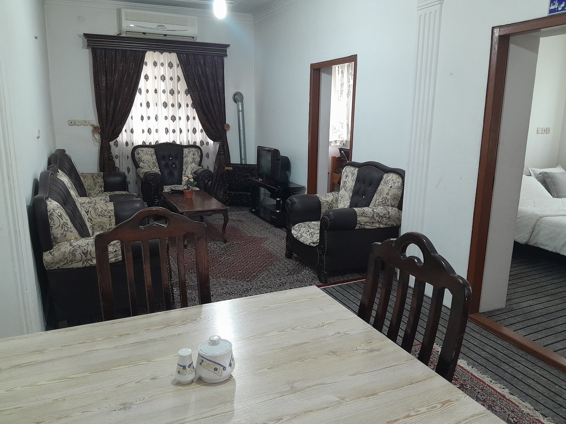 سوئیت دوخوابه زیبا 10