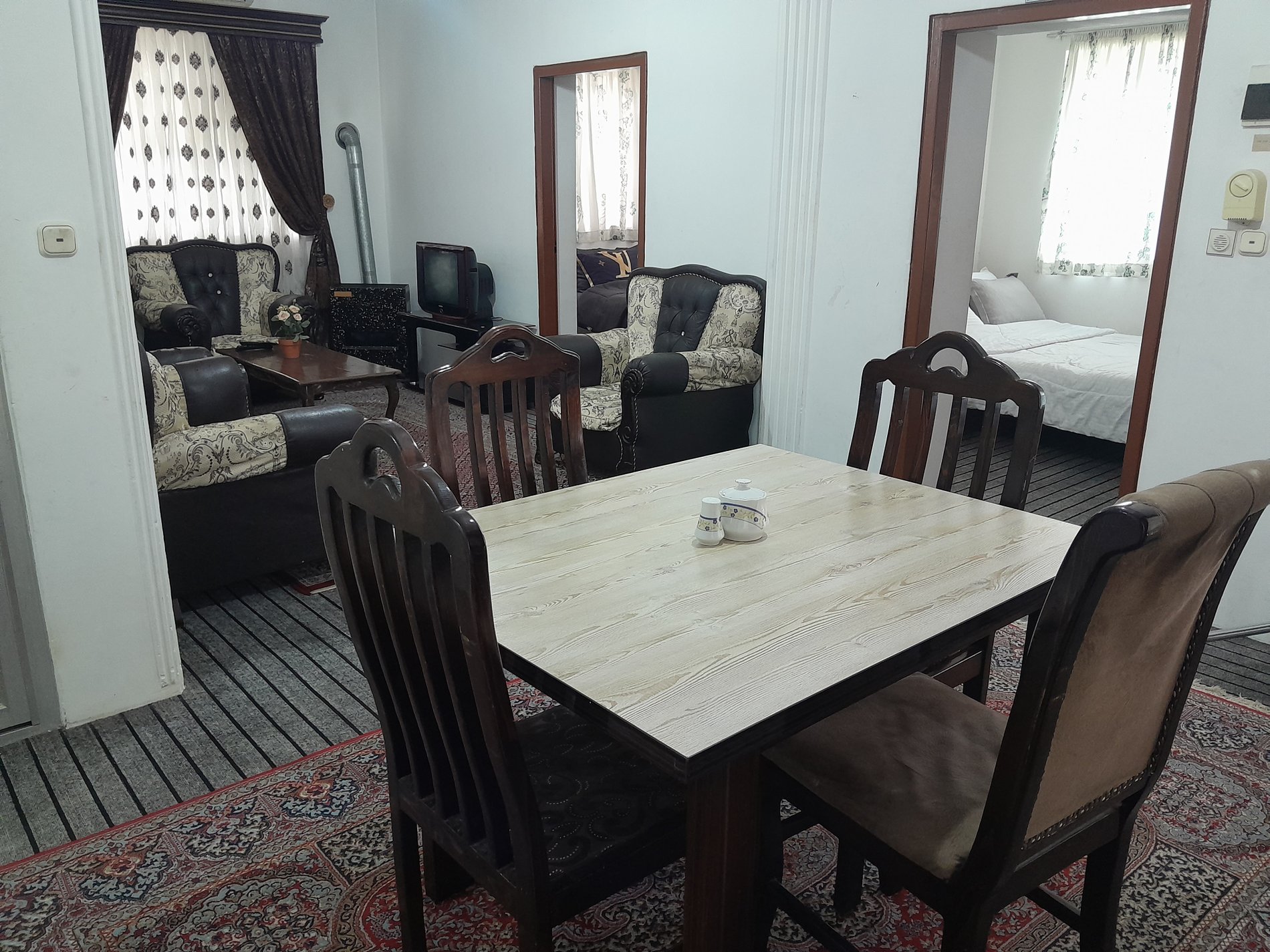 سوئیت دوخوابه زیبا 10