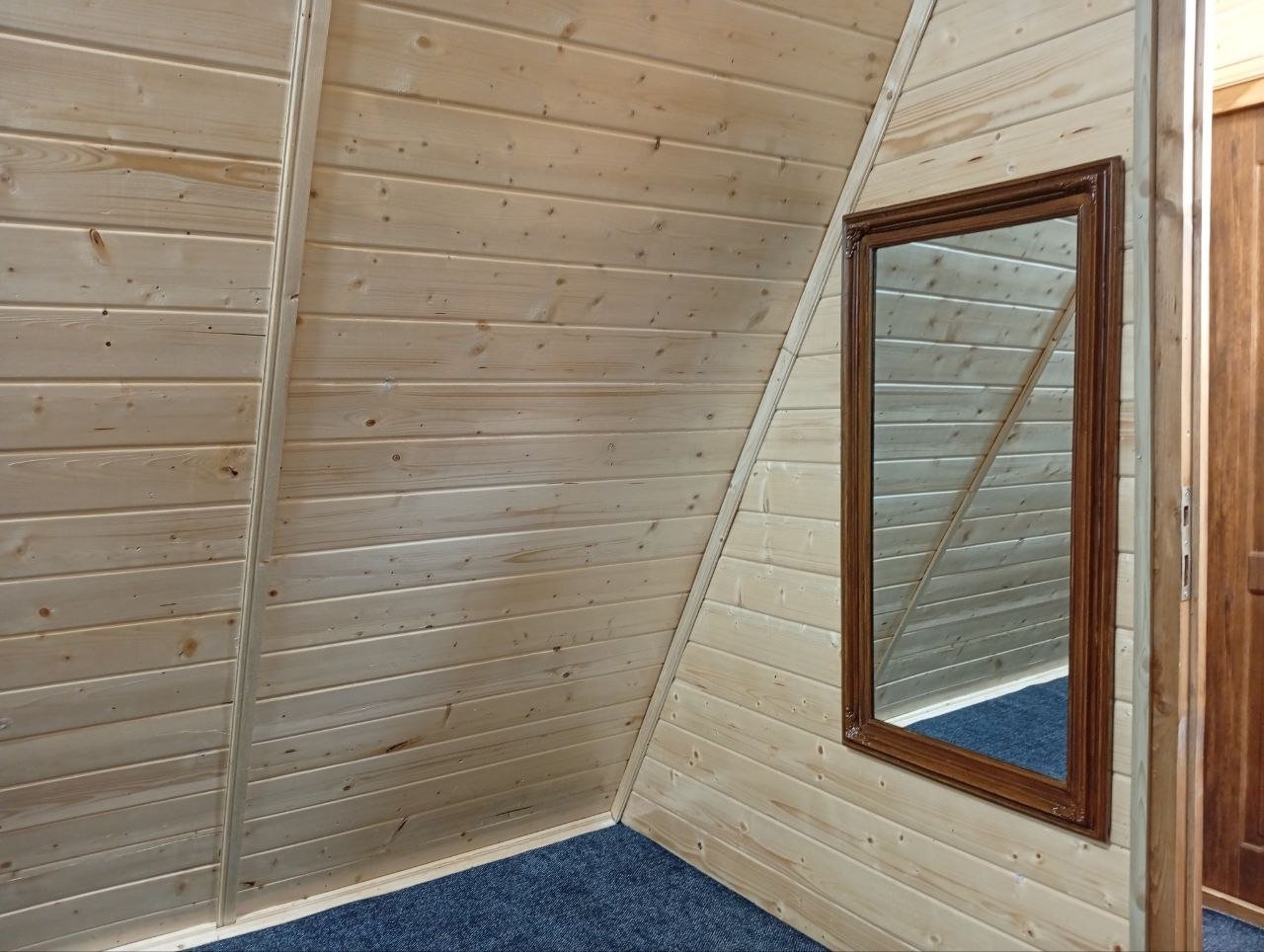 کلبه دوخوابه سوئیسی راحیل سه هزار