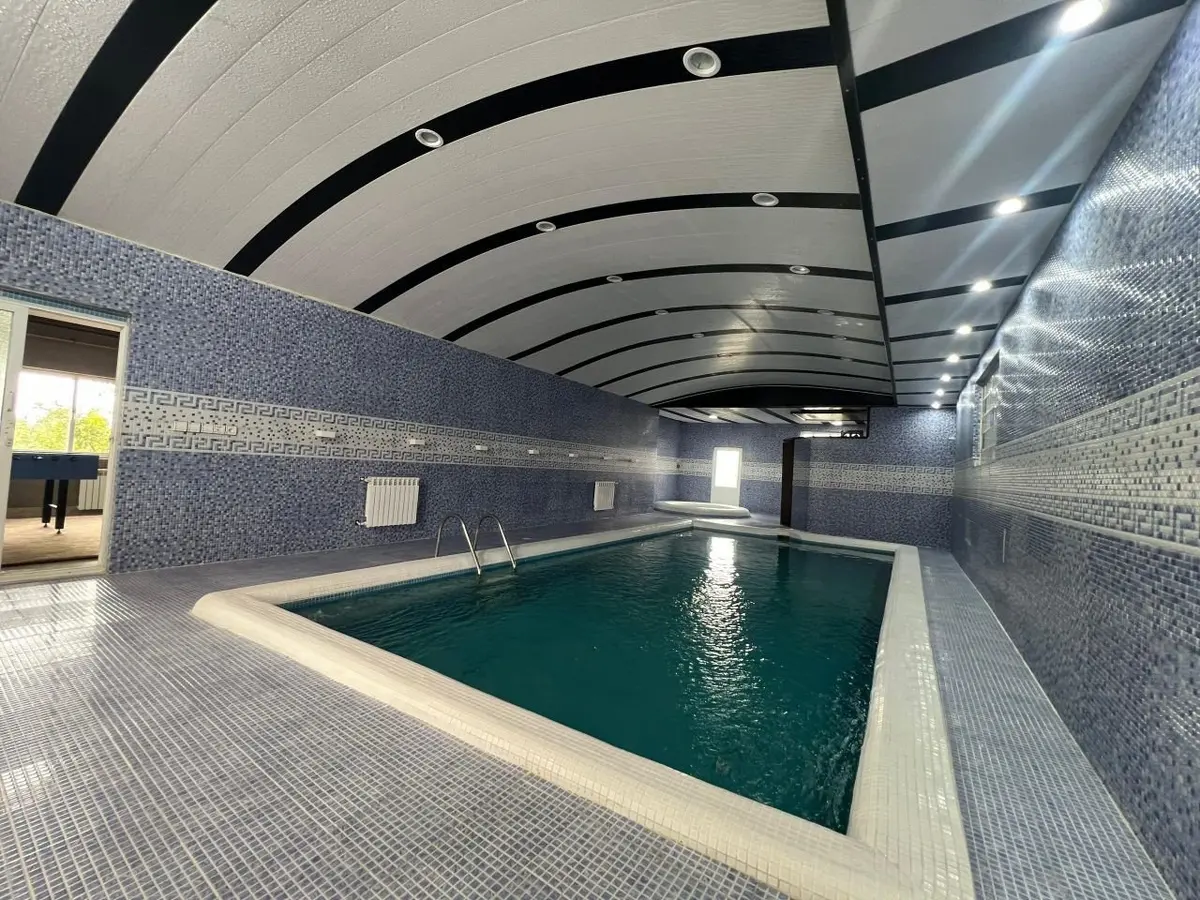 ویلا چهارخوابه استخردار آبگرم باغ امیرسالار