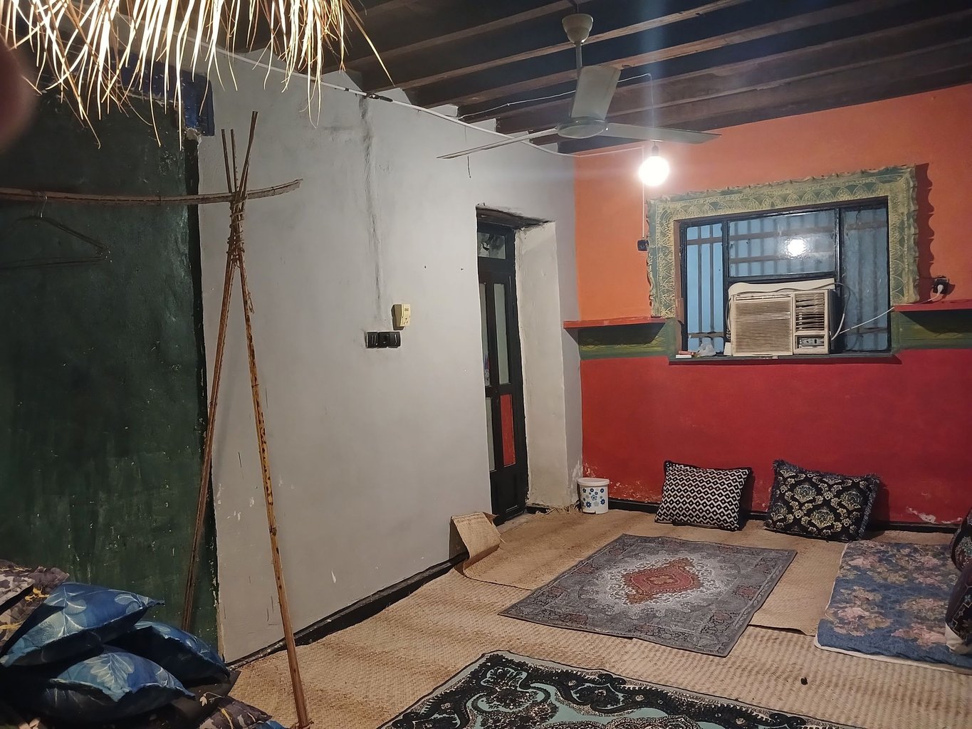 ساحلی سِحرِسَحَر - واحد ۲