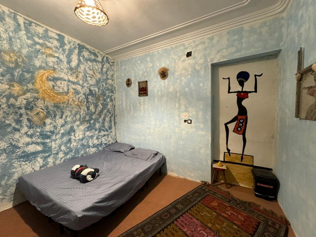 بومگردی جبیر - واحد ماه و ستاره