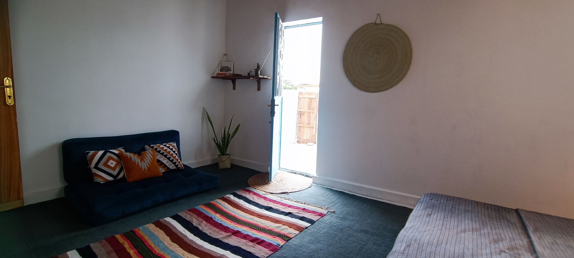 روزنه - واحد لوور