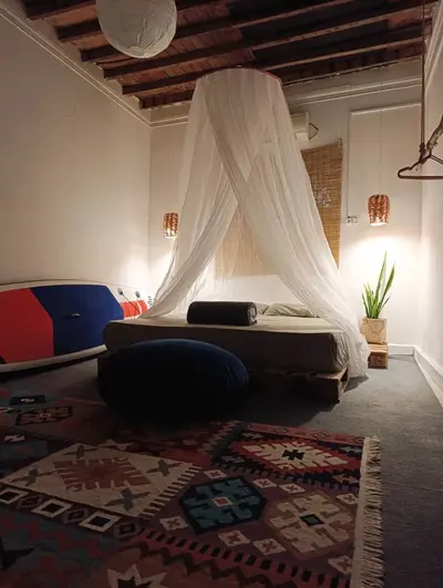 اقامتگاه سنتی روزنه - واحد لوور