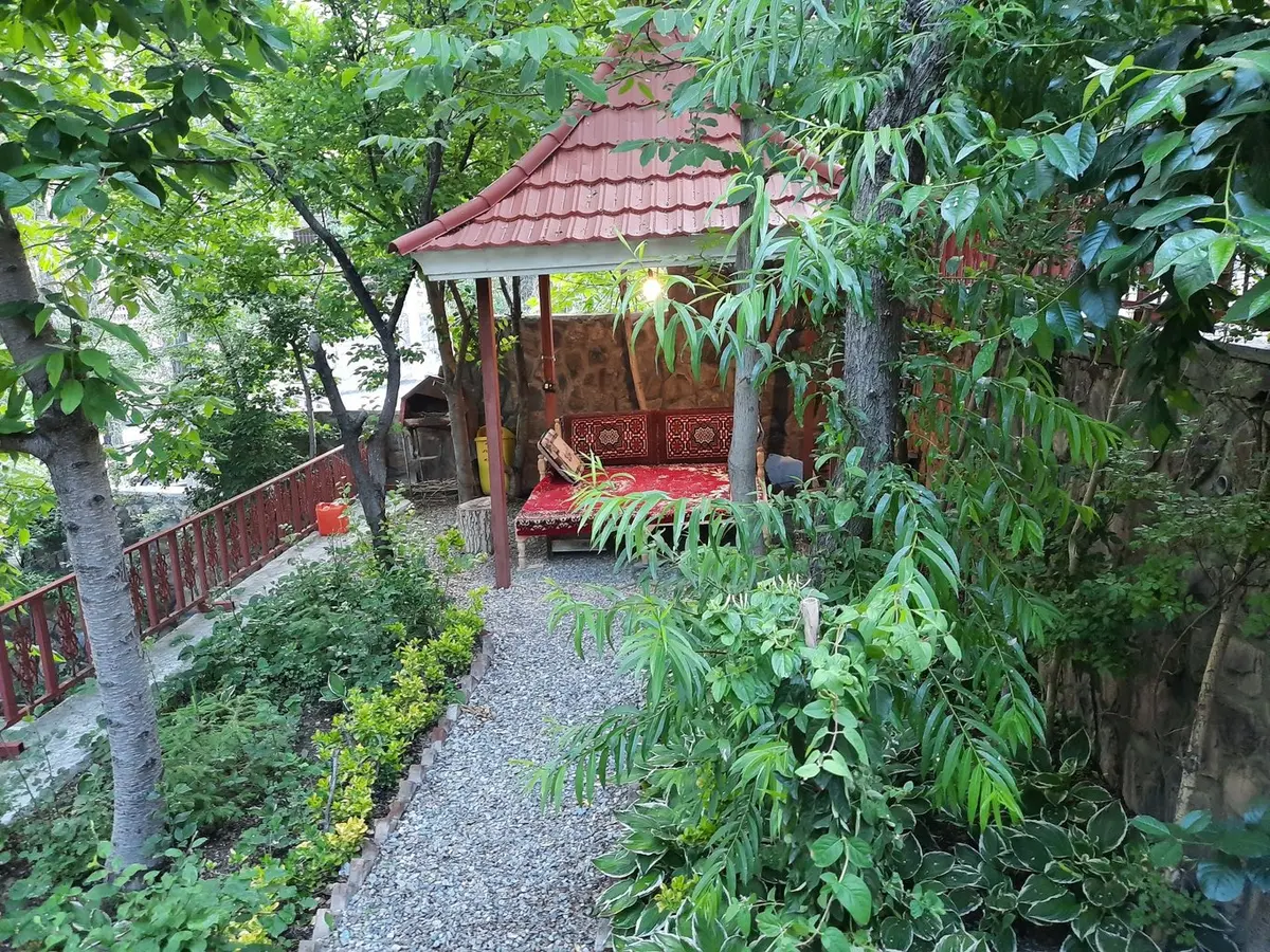 ویلا دوخوابه لالون لونه - آلاچیق