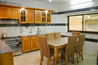 آپارتمان دوخوابه ساحلی رویال 7