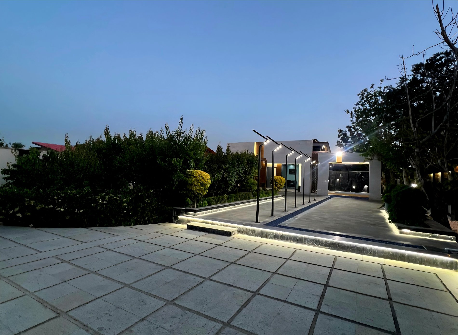 ویلا دوخوابه استخردار حافظ