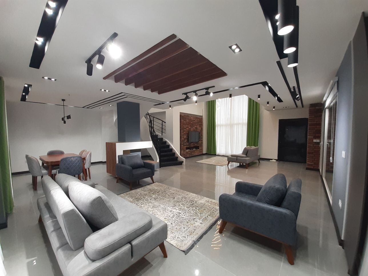 ویلا سه خوابه استخردار آبگرم دریای آبی