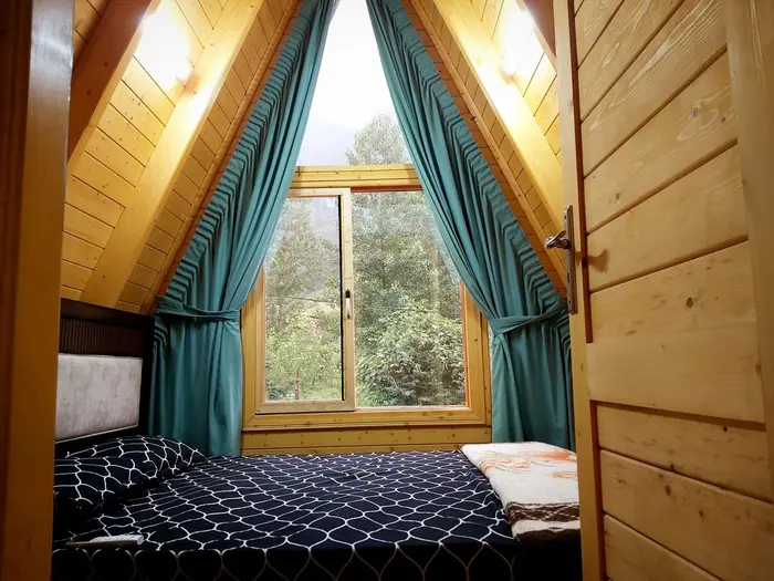 کلبه یک خوابه  جکوزی دار بیشه