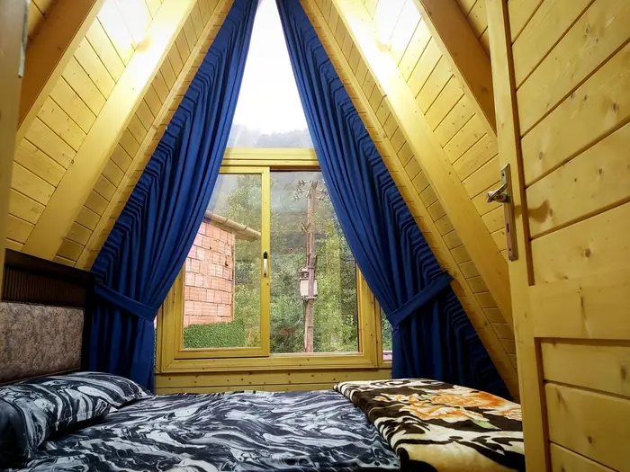 کلبه دوخوابه جکوزی دار آیِش