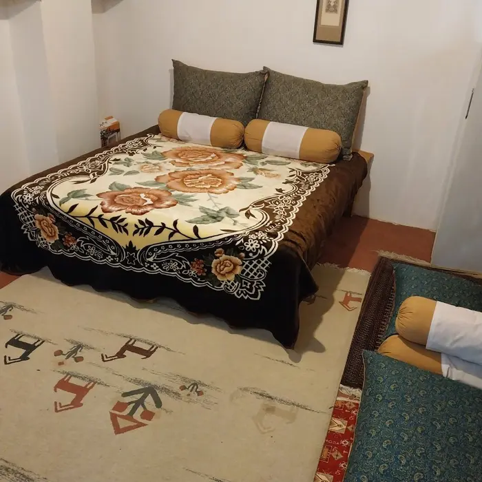 بوم گردی سرای مهرآفرین مرق - اتاق ۳