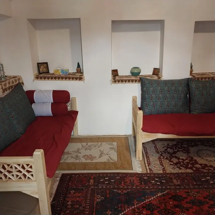 بوم گردی سرای مهرآفرین مرق - اتاق ۲