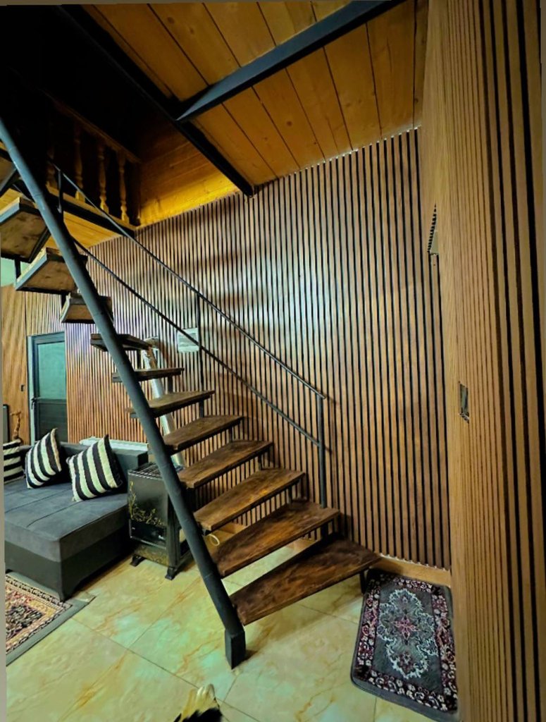 کلبه دوخوابه سویٔیسی شریف