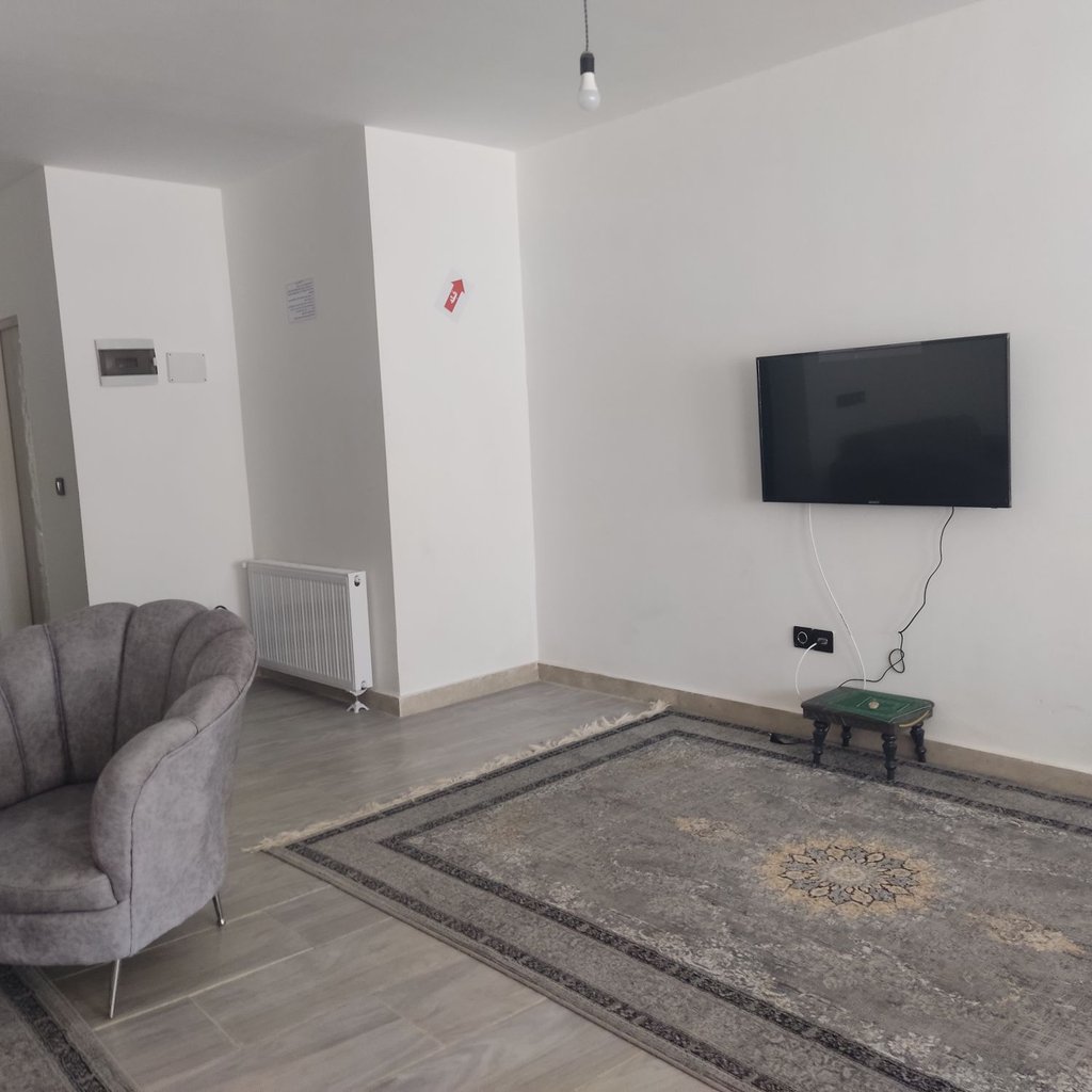 آپارتمان دوخوابه آرامش واحد 5