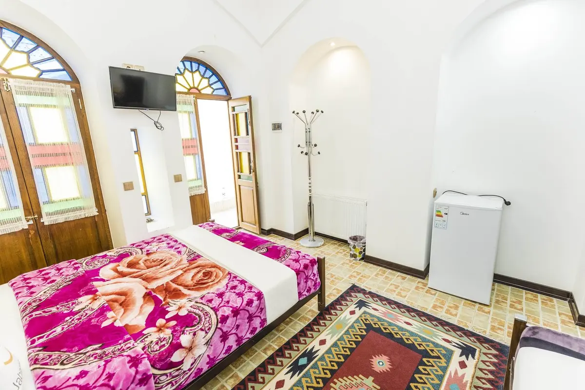 بوم گردی آمیرزا - واحد سه تخته 103