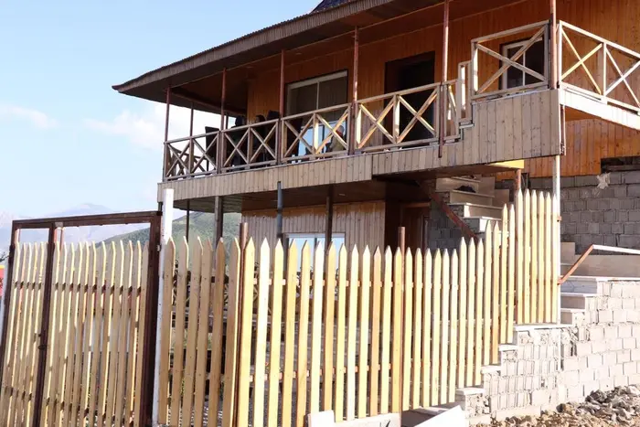 ویلا دوخوابه چوبی ملج ۲