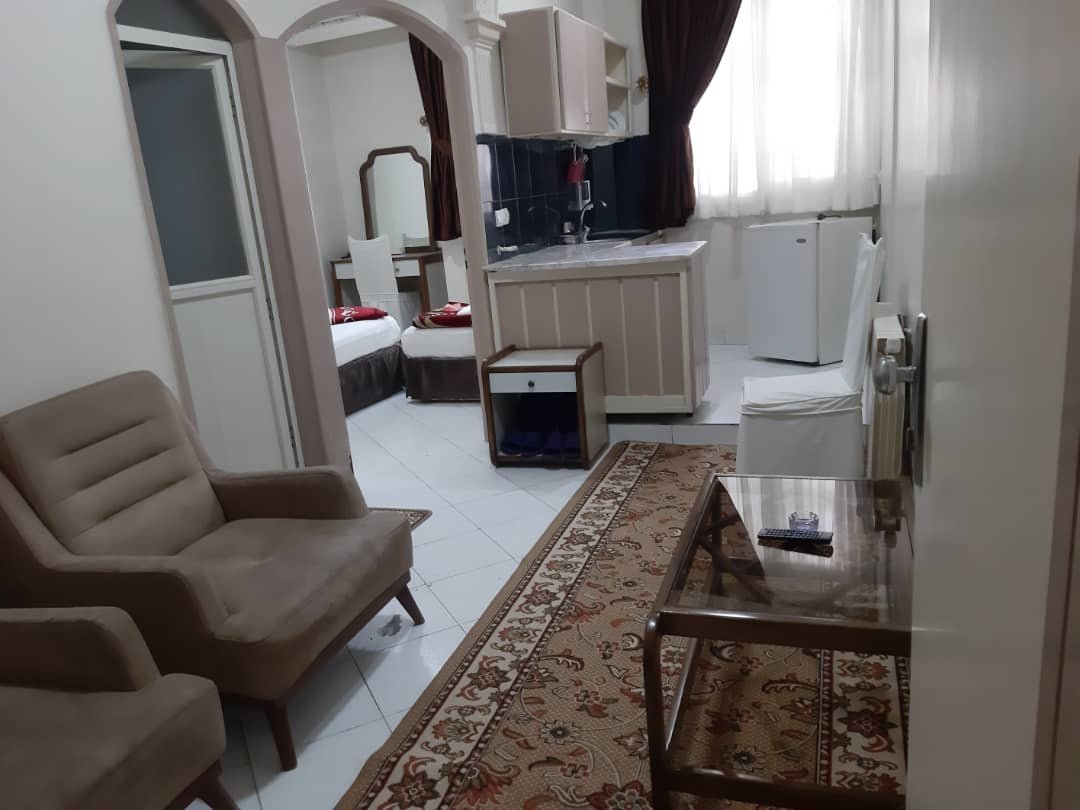 مسافرخانه ممتاز تیراژه واحد سه تخته 2