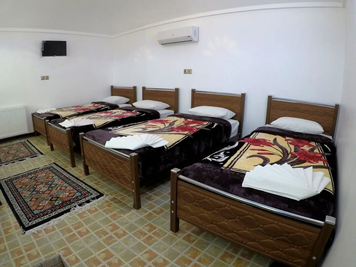 مجتمع اقامتگاهی آمیرزا - واحد چهار تخته 112