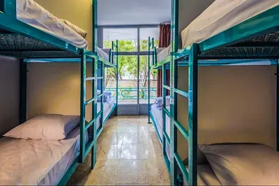 هاستل رگ‌ راگ - واحد خوابگاه خانم ها