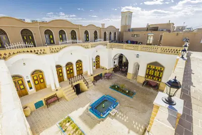 بومگردی آمیرزا - واحد سه تخته 110