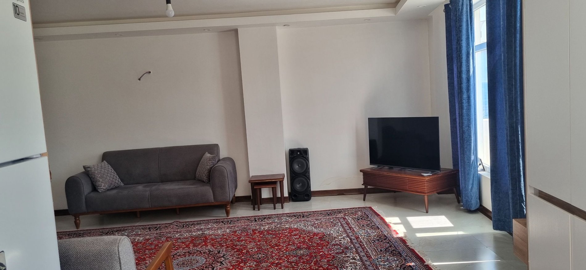 آپارتمان یک خوابه خورشید تابان 2