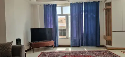 آپارتمان یک خوابه خورشید تابان 2