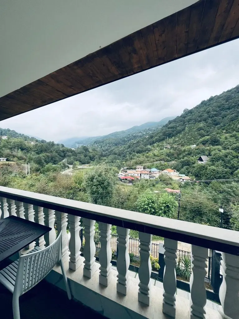 کلبه سه خوابه جنگلی استخردار ترمک