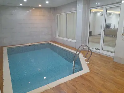 ویلا چهارخوابه ساحلی تریپلکس استخردار آبگرم گلستان