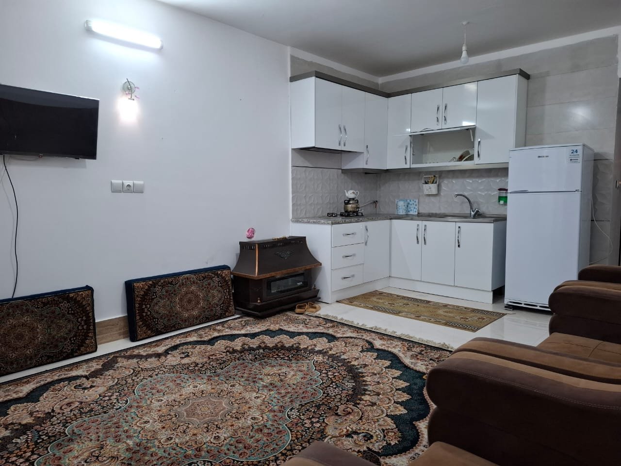 آپارتمان یک خوابه آریایی 2