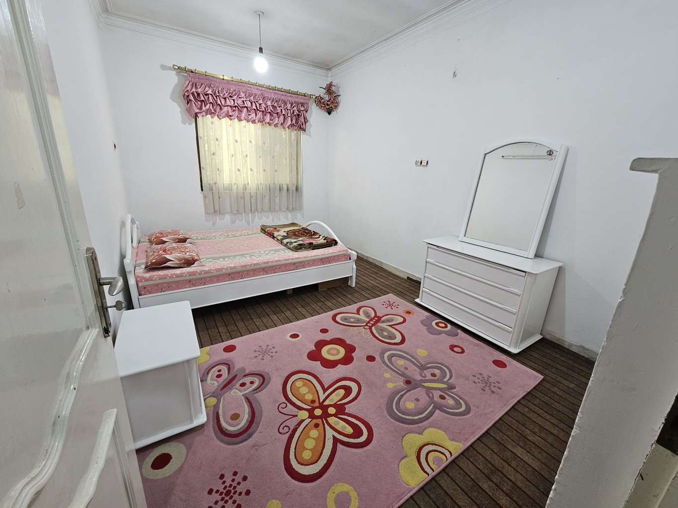 آپارتمان دوخوابه سخاوت