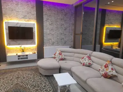 سوئیت یک خوابه جنگلی گلبرگ