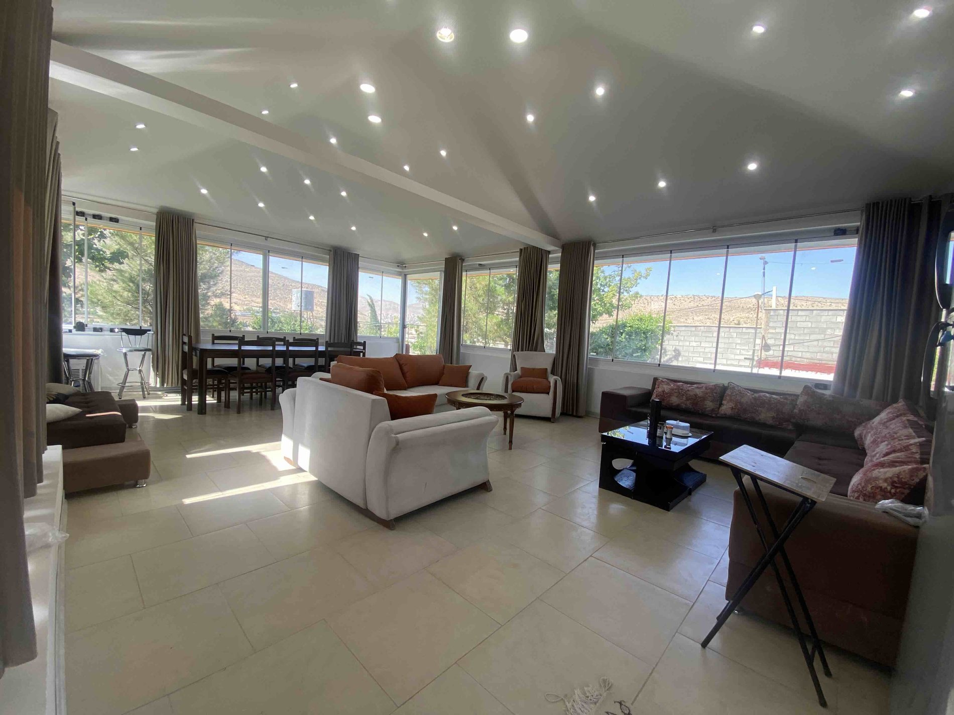 یک خوابه صدرا 1