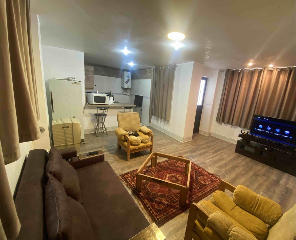 یک خوابه صدرا 1