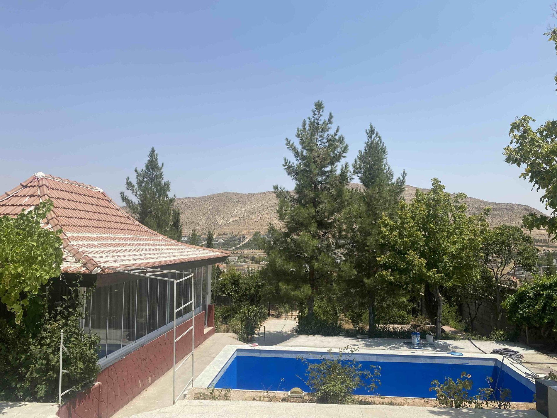 یک خوابه صدرا 1