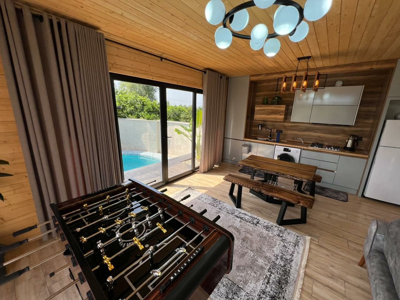 دوخوابه استخردار آبگرم نارون