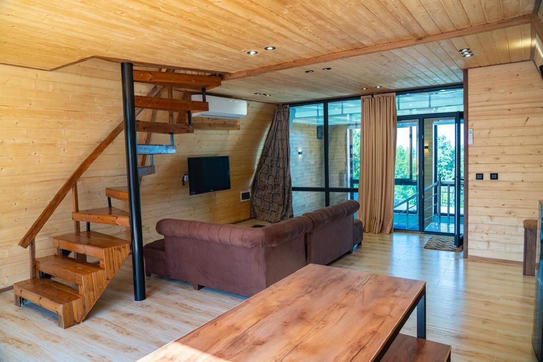 دوخوابه سوئیسی استخردار آبگرم شوکا