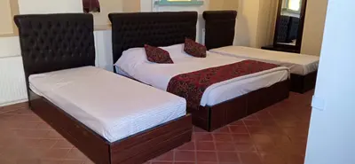 اقامتگاه سنتی آریو - واحد چهارتخته