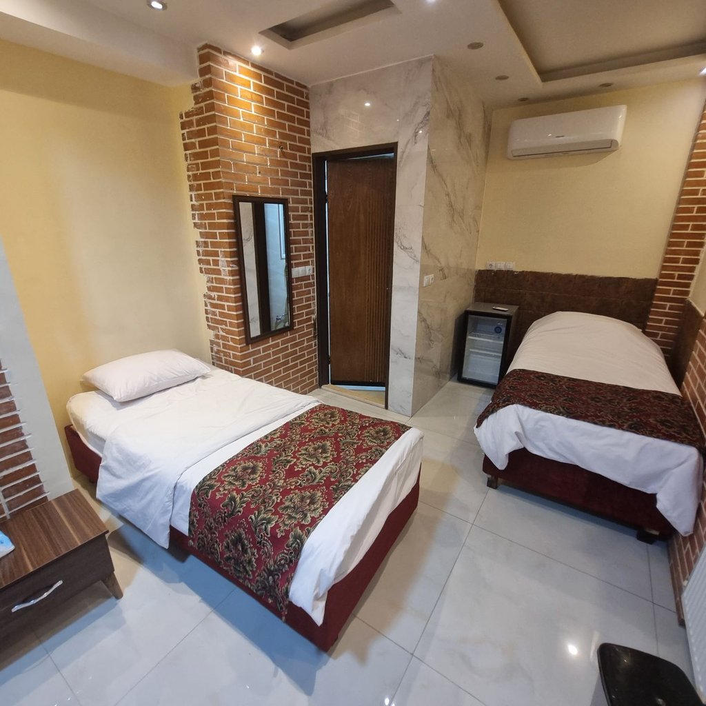 اقامتگاه سنتی آریو - واحد دو نفره توئین