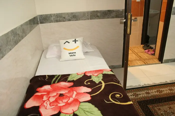 سه تخت عرفان