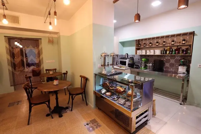 هجده تخته نیلوفر - واحد اشتراکی بانوان