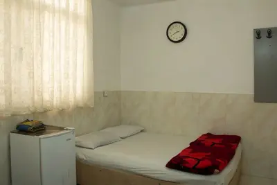 مجتمع اقامتی موسوی - واحد پنج تخته 201