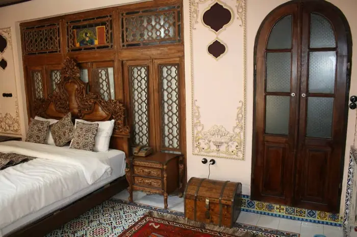 اقامتگاه سنتی داروش - واحد پنج دری