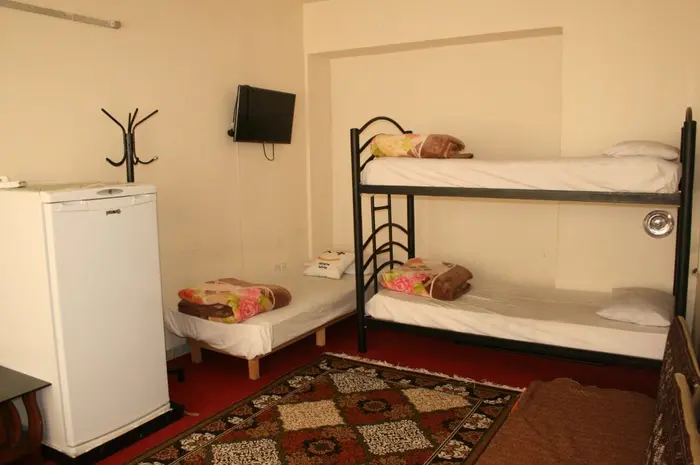 سوئیت شمس تبریزی - واحد ۴۰۳