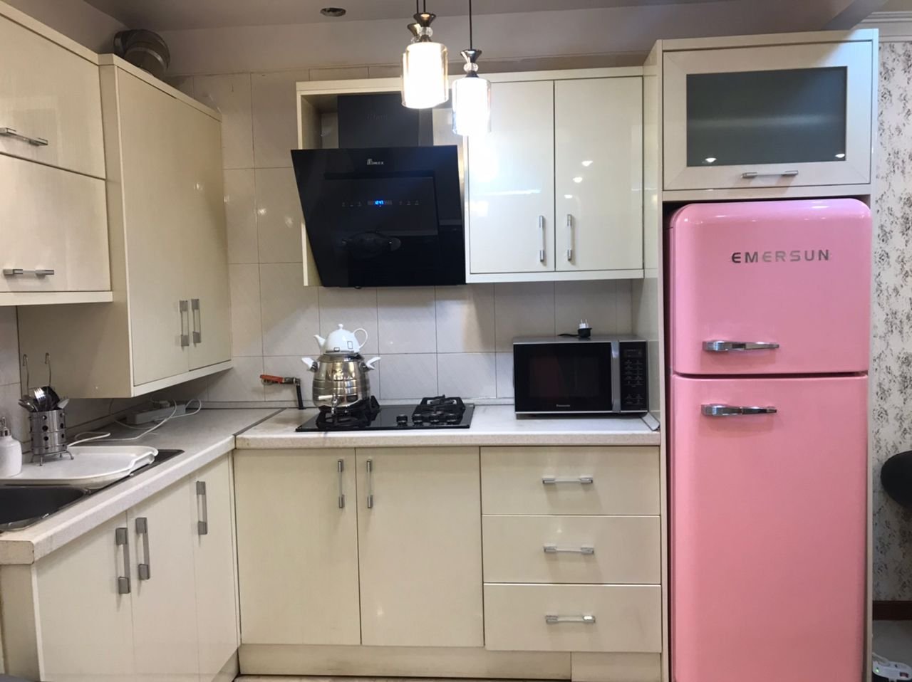 آپارتمان دوخوابه پاسداران واحد ۲