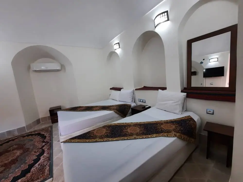 آرا-  اتاق سه تخته 4