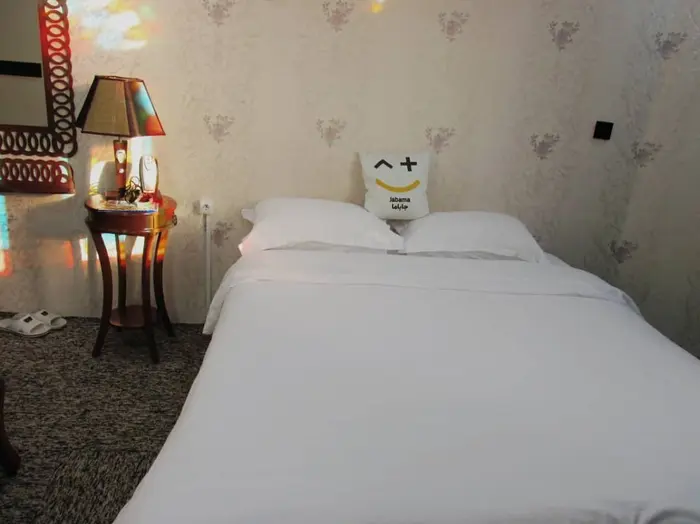 مسافرخانه دابل دریاکنار- اتاق ۲۰۴