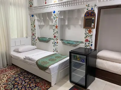 اقامتگاه سنتی طاها - واحد ۱۳