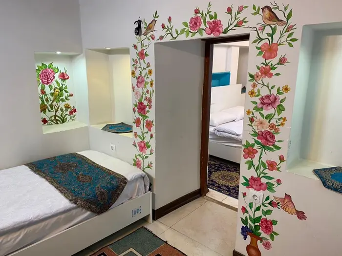 اقامتگاه سنتی طاها - واحد ۱۱