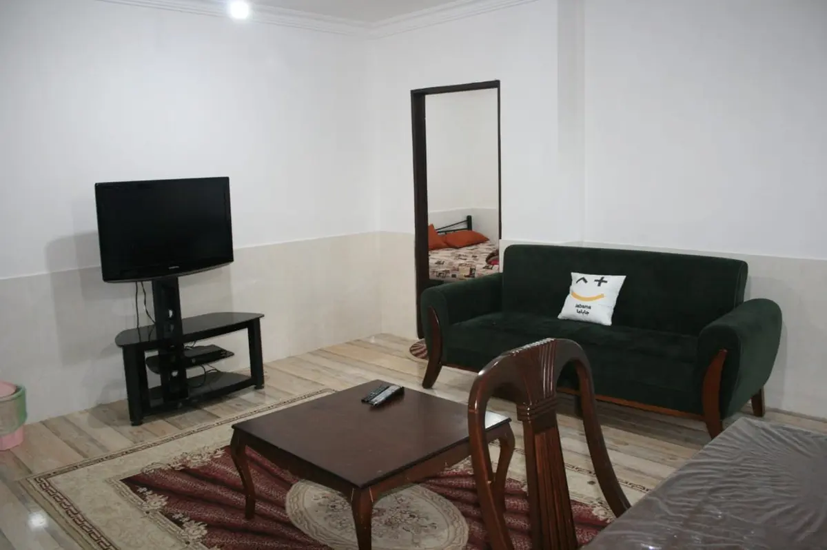 آپارتمان یک خواب نهارخوران ۳